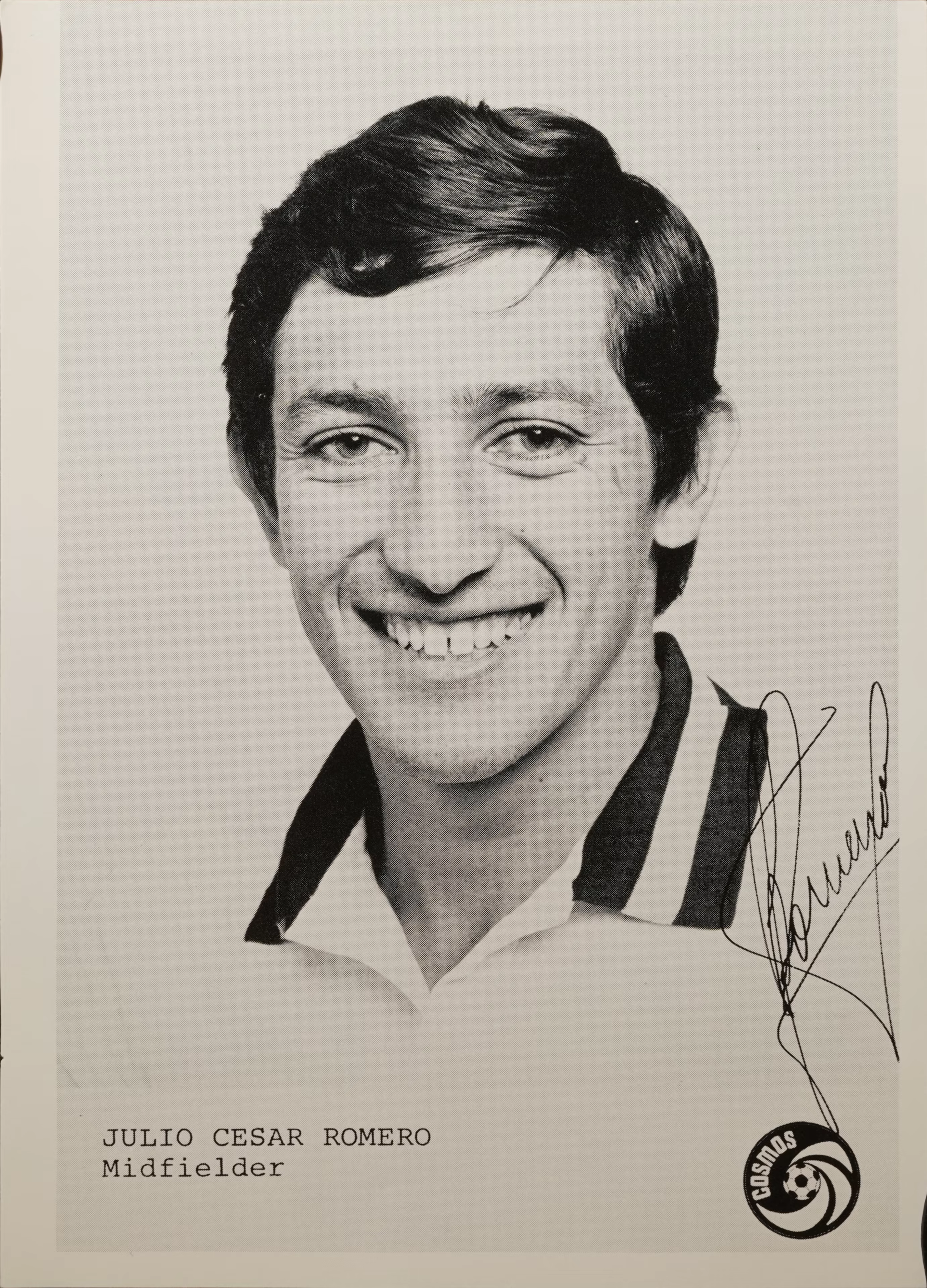 1980 New York Cosmos Team Issued – Post Card #NNO Julio Cesar Romero Soccer EX